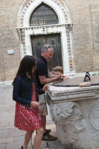 Finding our about Venice's wells