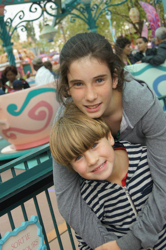 Isabel and Hugo, Disneyland Paris