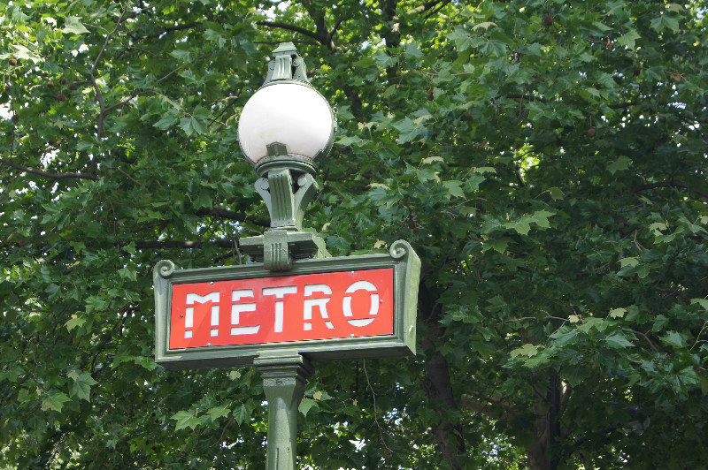 So many gorgeous metro signs