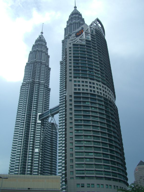 Petronis Towers