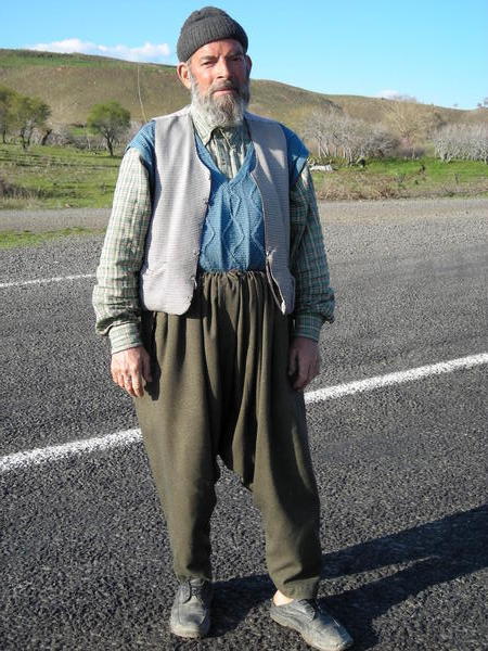Kurdish peasant wearıng traditional outfit