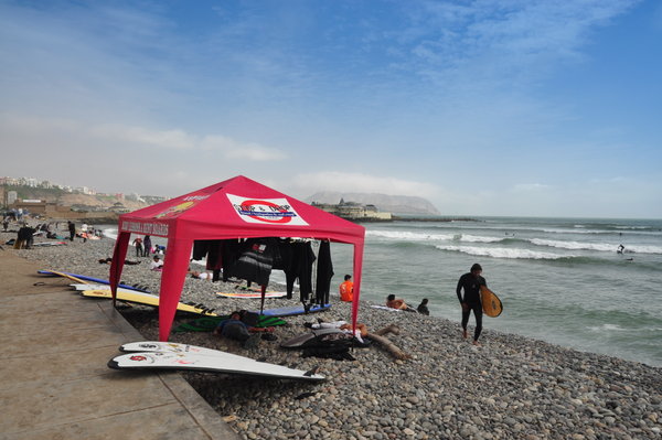 Surfing Peru