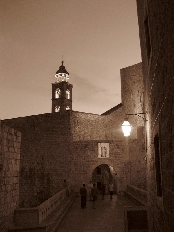 Dubrovnik gateway