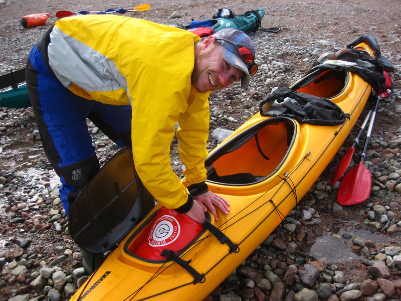 Brett loading the kayak