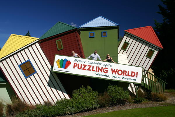 Puzzling world houses