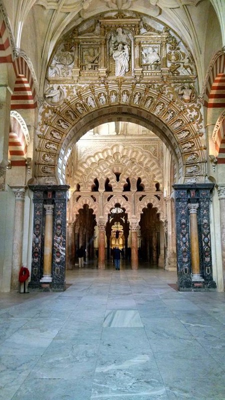 la mezcla del catedral y la mezquita- no where else in the world could these coincide so beautifully!
