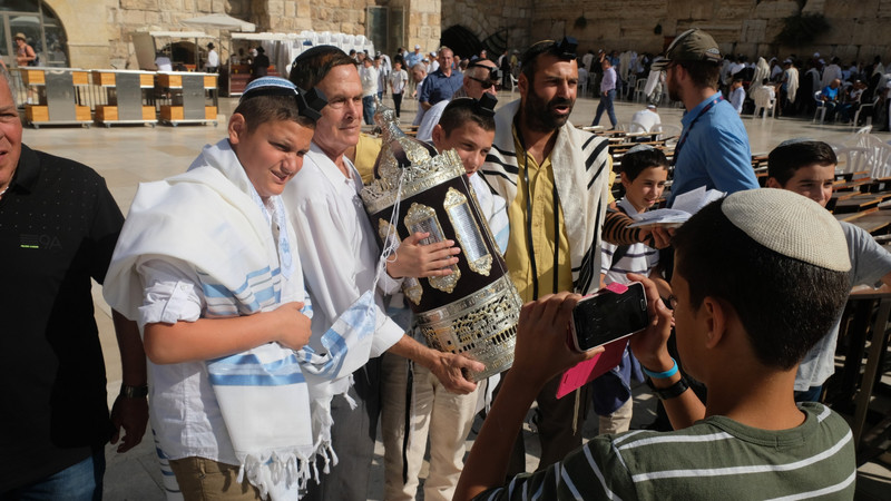 Holding the Torah 