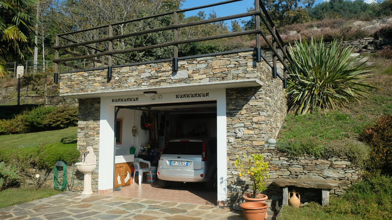 Single garage, but special