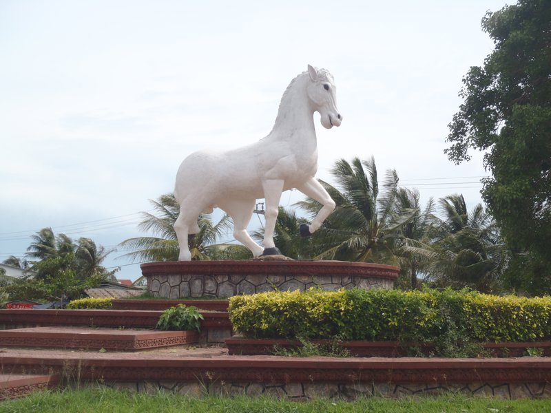 Horse roundabout in Kep