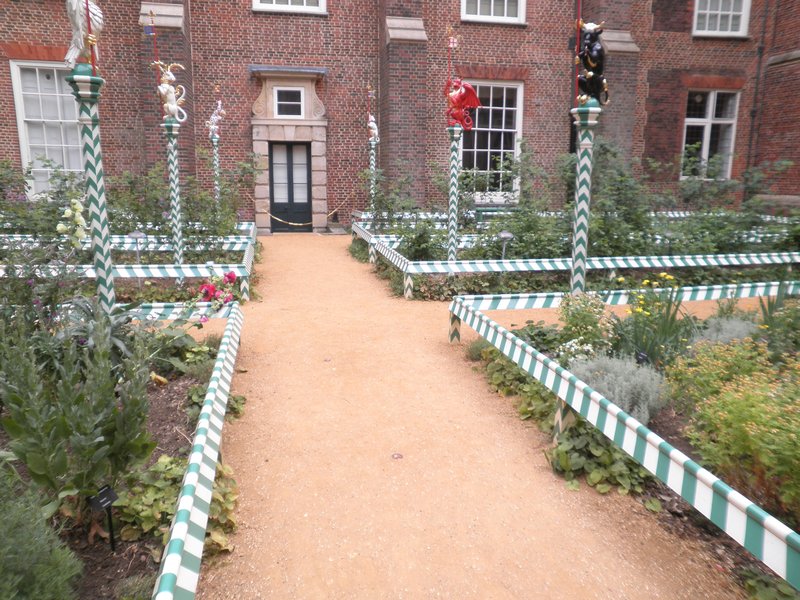 The new tudor garden