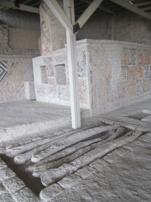 9 Pyramid of the Lady of Cao (12) Preparation room and actual grave site