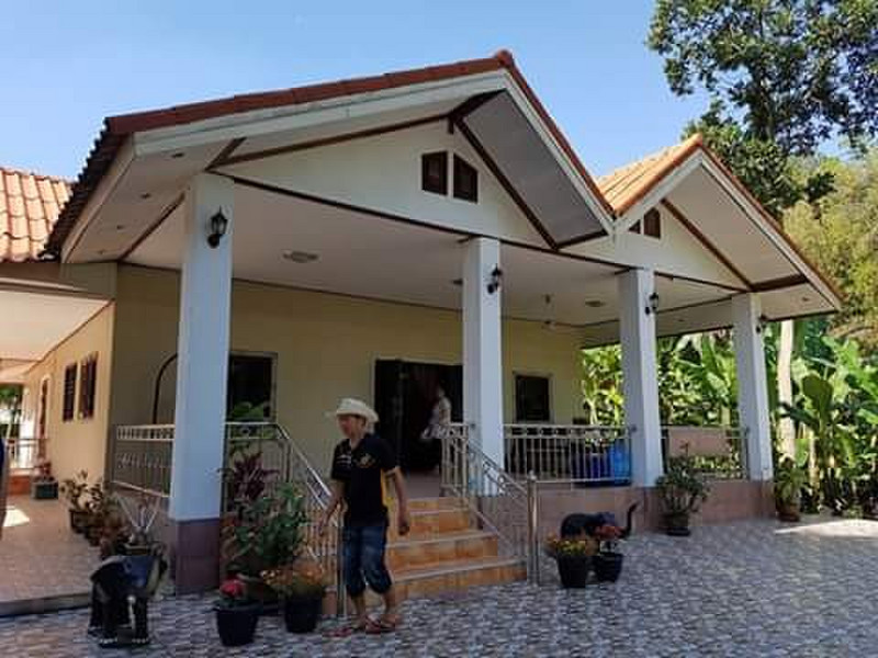 Wan and Andrea's beautiful home in Tha Bo