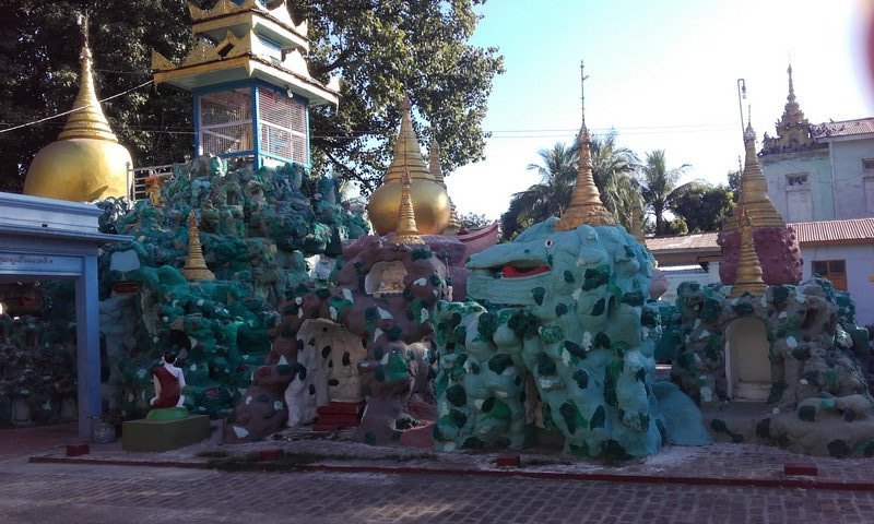 Eindawya Pagoda