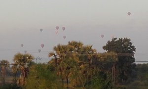 Balloons over Bagan on the morning we left