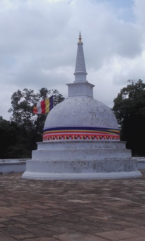 Ruwanwelisaya Temple