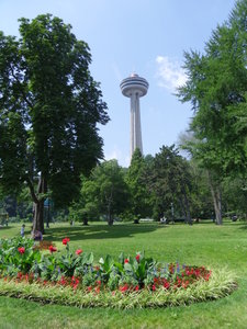 the lookout tower at niagra falls