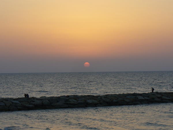 one last sunset in tel aviv, for good measure
