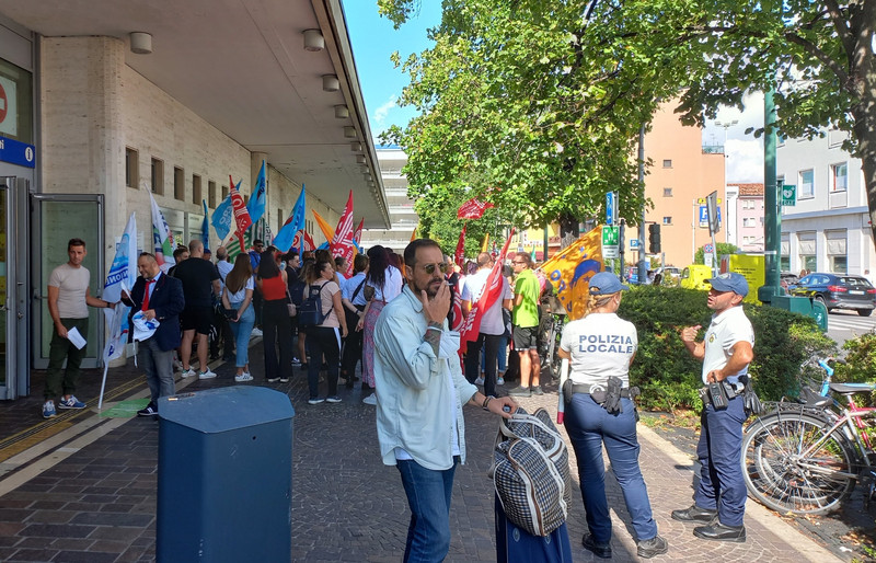 Venice 4 - National Strike by Trenitalia staffs