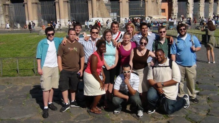 The group in front of the colosseum! 