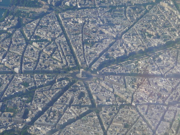 Flying into Paris