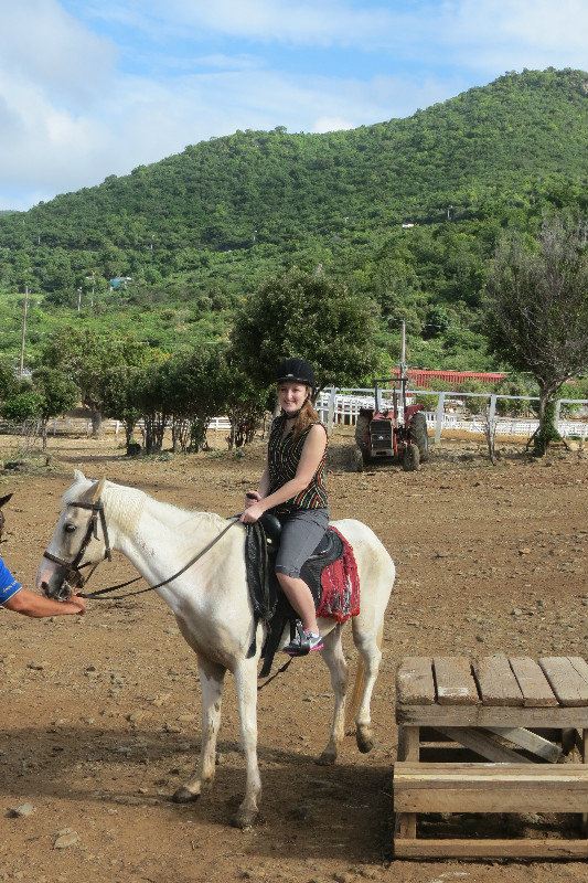 Jennifer Horseback riding - St. Maarten