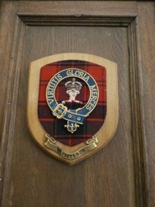Robertson crest in the foyer