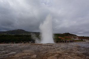 The Geysir explodes approx every 7 mins