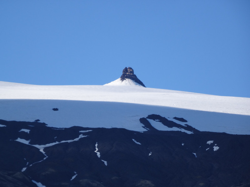 Cloud lifted and we saw the volcanic plug at the top of Snaefellsjokul