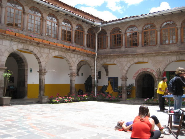 Pariwana Hostel Courtyard