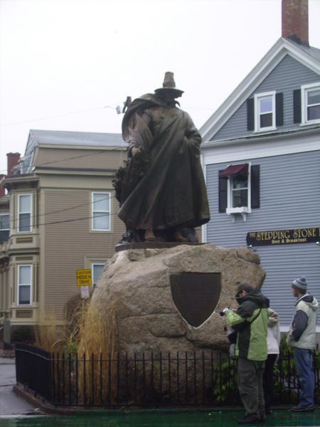 Statue in Salem
