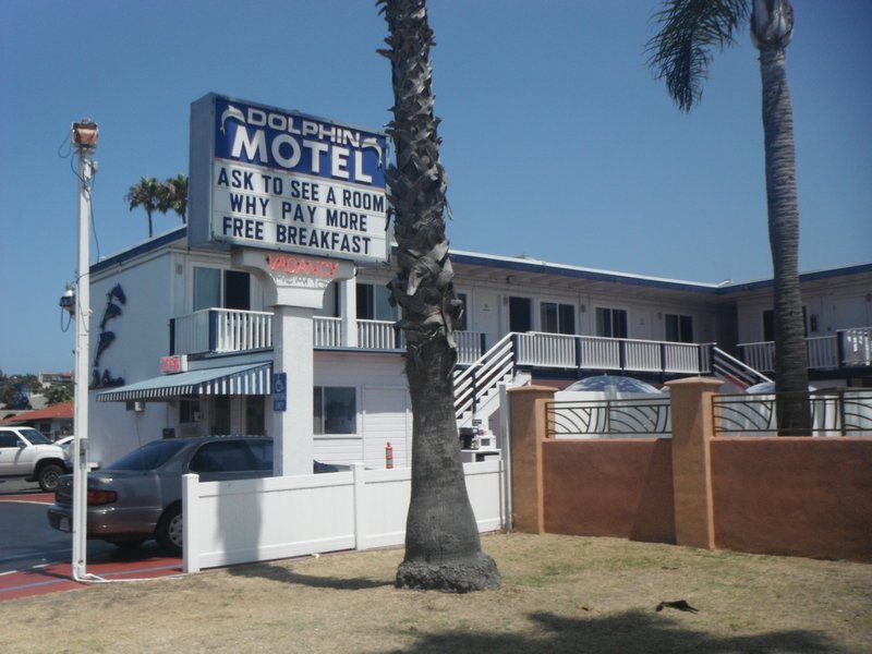 Dolphin motel