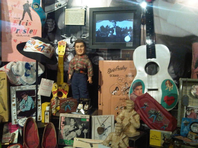 Graceland, Elvis memorabilia
