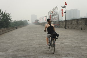 Riding Xi'an city walls