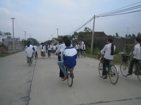 The daily sight in Vietnam of 1000s of school kids leaving school for the day