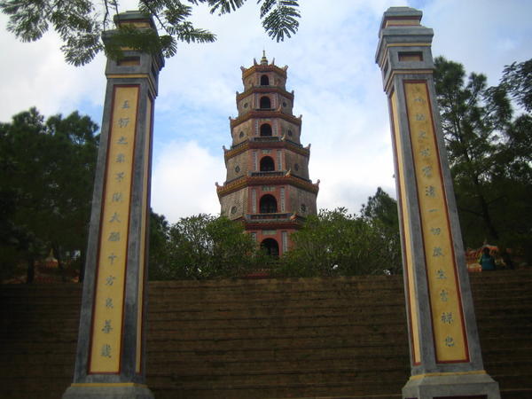 Hue temple