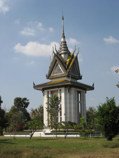 The momunment built for the dead at killing field
