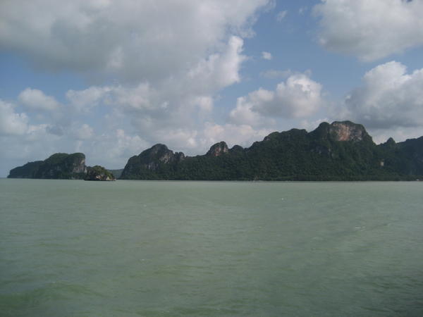 arriving back to mainland thailand after the 3 islands