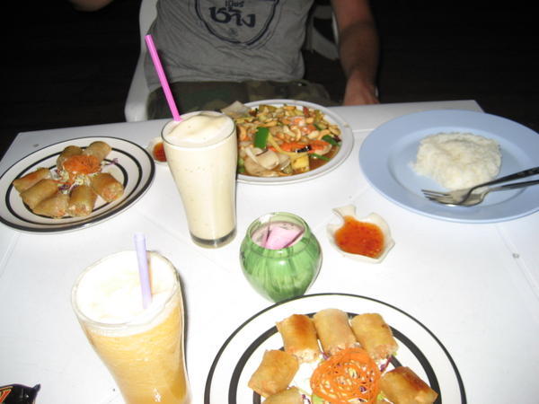 your typical nosh in thailand......lots of delicious stuff for 3 quid