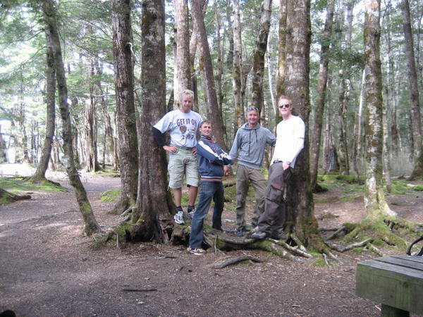 trekking team