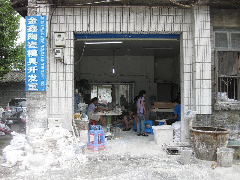 Mold maker shop