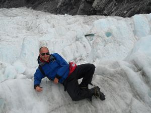 DazzyB pose on Franz Joseph glacier