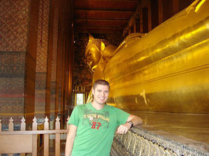 Giant Reclining Buddha