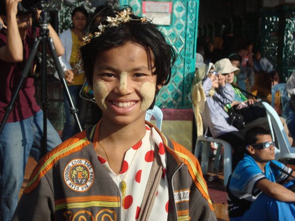 Burmese girl