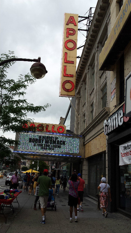 The famolus Apollo Theatre in downtown Harlem