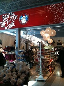 Santa store at the airport