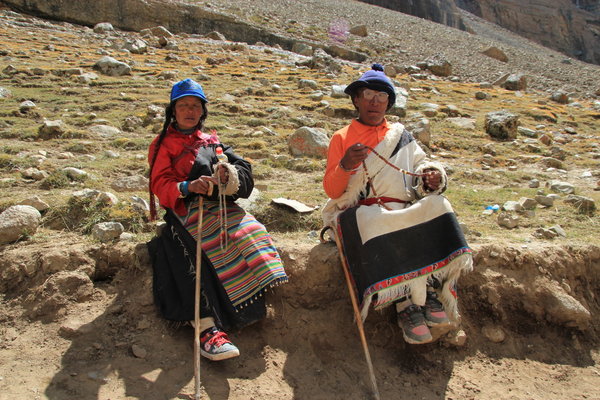 Pilgrims on the Kailash Kora