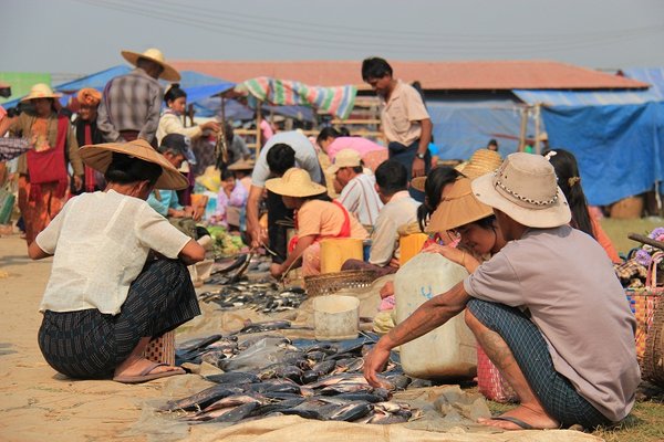Fish market - Inle Lake - Burma