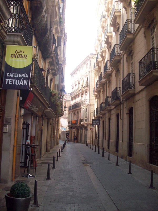 Tiny side street in Valencia