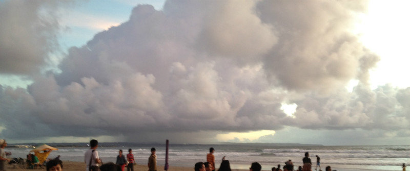 storm over jimbalan bay