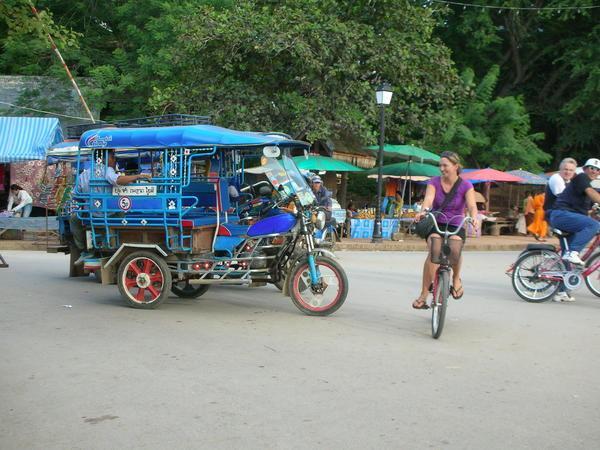 kruisailua Laosissa